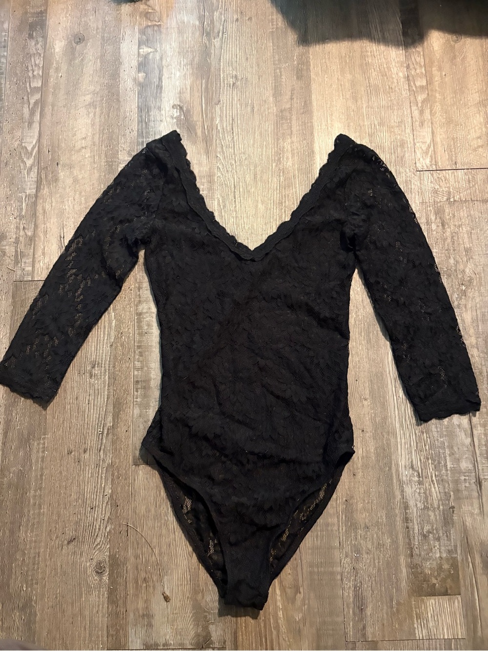 Black Lace V-Neck Long Sleeve Bodysuit
